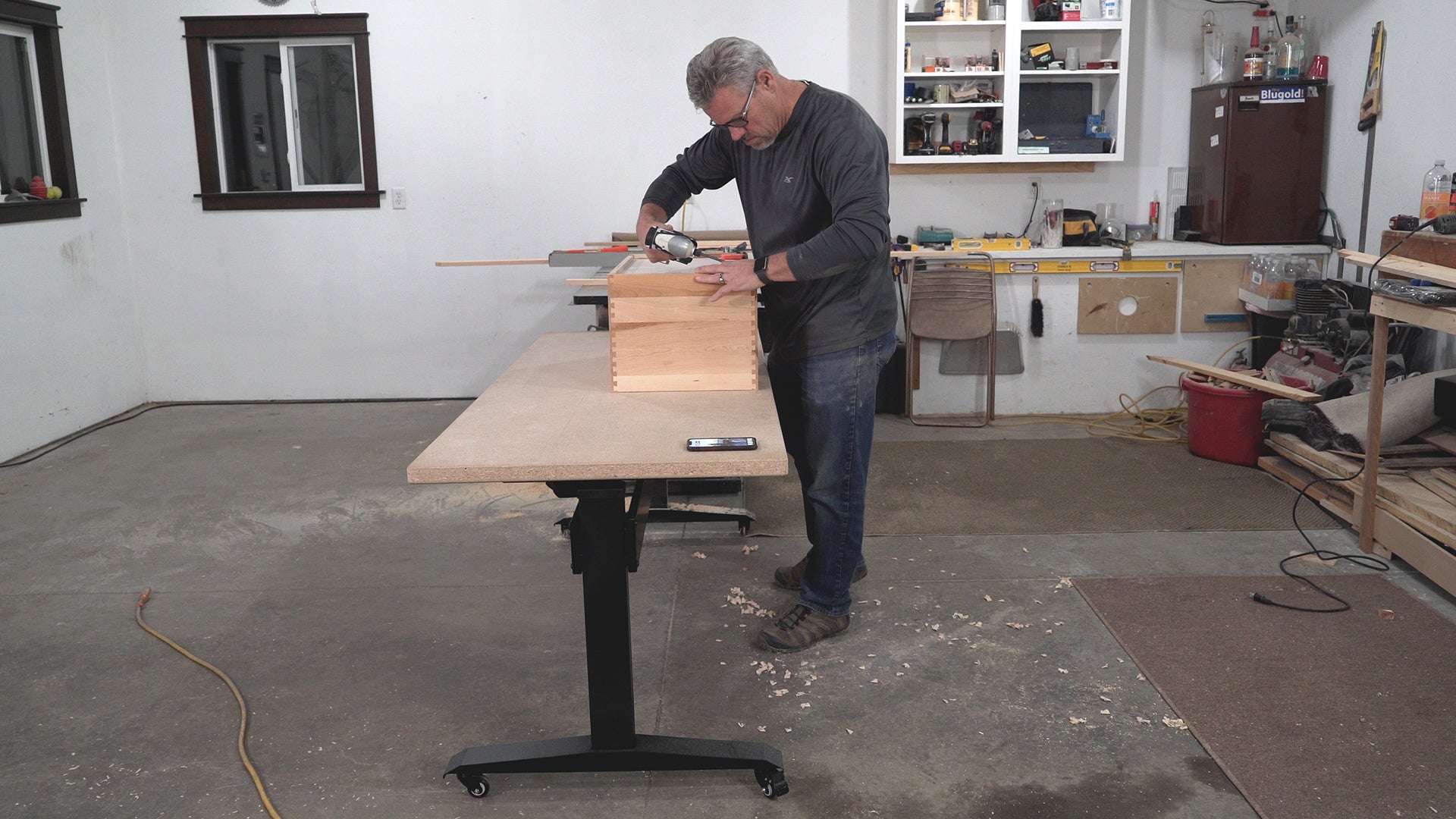Workbench Camera Battery Powered Height Adjustable Workbench | BenchBUD.com – BenchBUD